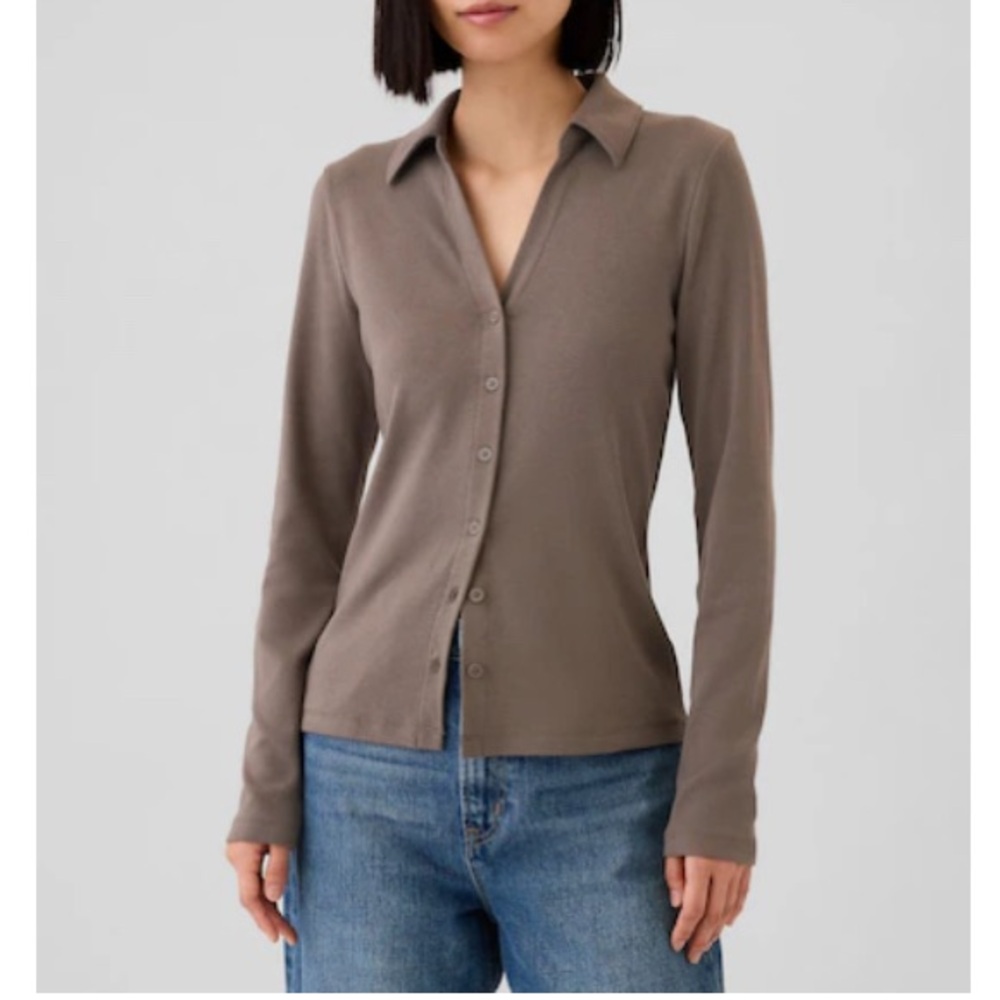 Gap Modern Button Down Shirt EUC